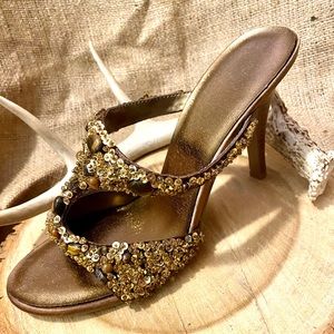 Gold ✨embellished beaded & sequined heels NWOT